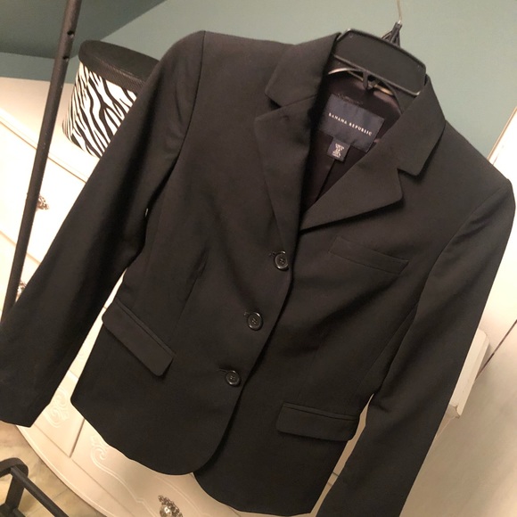 Black Blazer - Picture 2 of 5